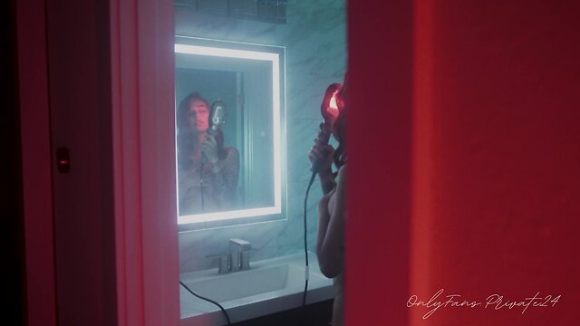 Lana del rey - flowerava music video