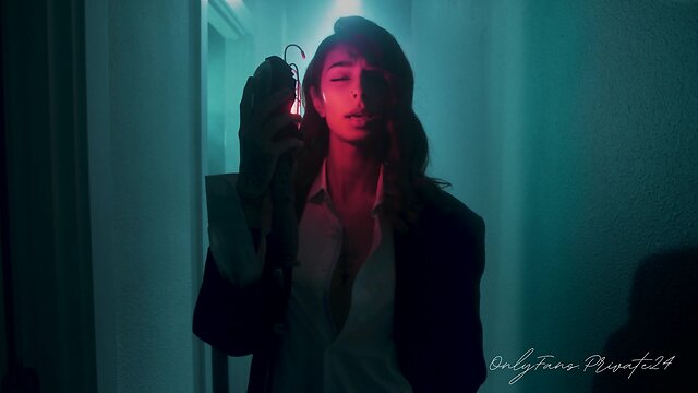 Lana del rey - flowerava music video