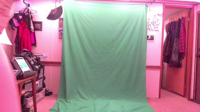 Sinister sister milking dd tits & peeking at mistress cy green screen modeling session xxx 666