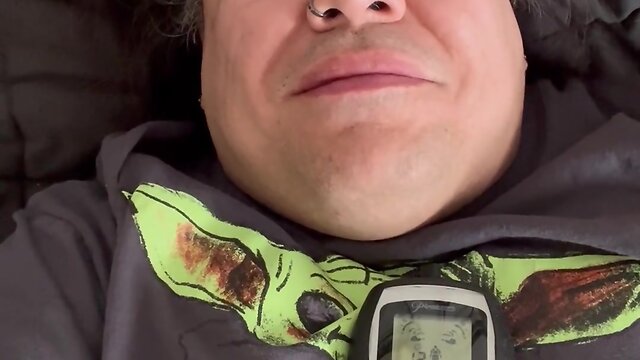 Inserting an electrical plug completely