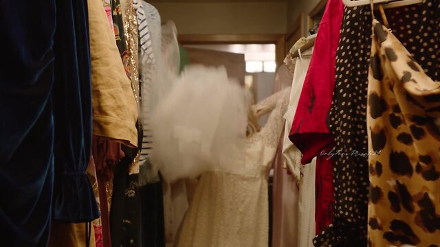 Exploring the possibilities of intimacy in a secluded space