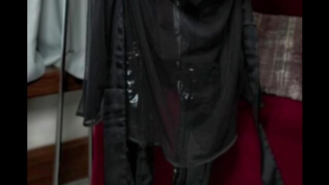 Dee express yourself