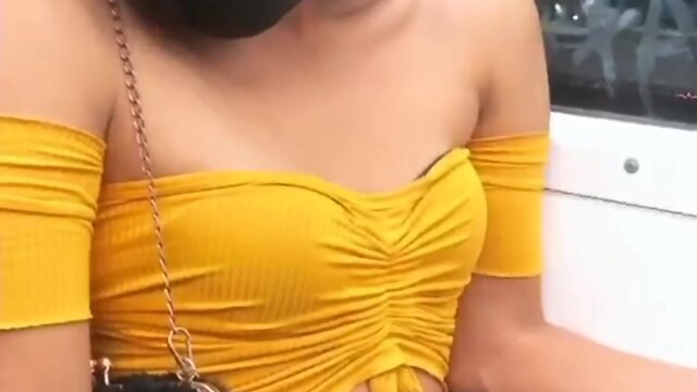 Natalia in the subway: amateur porn