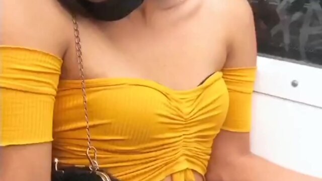 Natalia in the subway: amateur porn