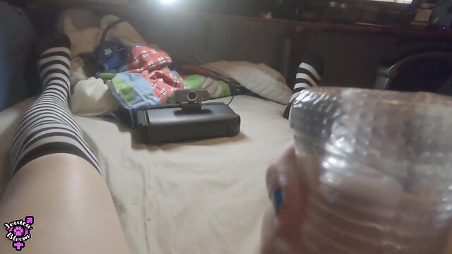 Jessica bloom enjoying self-made pleasure with a fleshlight