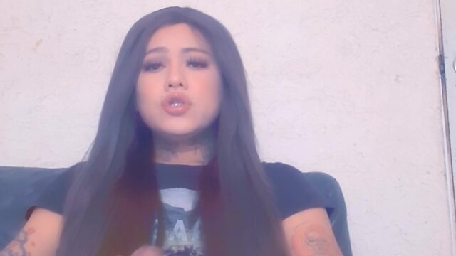 Masturbating my large horse penis in bed - kimberly polizzi transgender