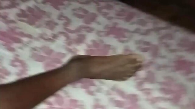 Yovanka alvarado chupando una polla de 24cm en tumbes