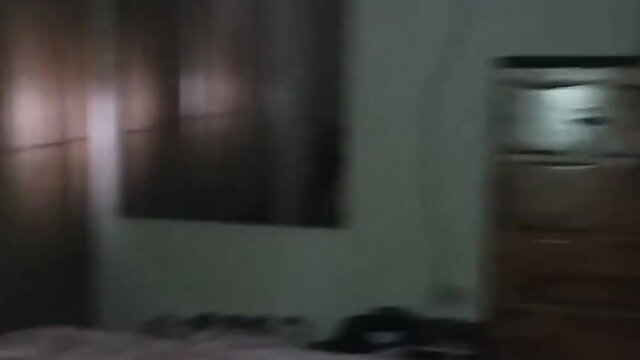 Yovanka alvarado chupando una polla de 24cm en tumbes