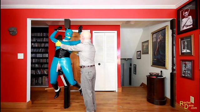 Or womanlatex fetish showcase