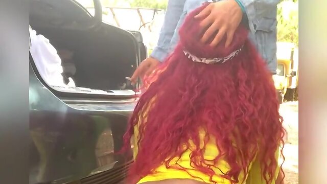 Sneaky outdoor rendezvous