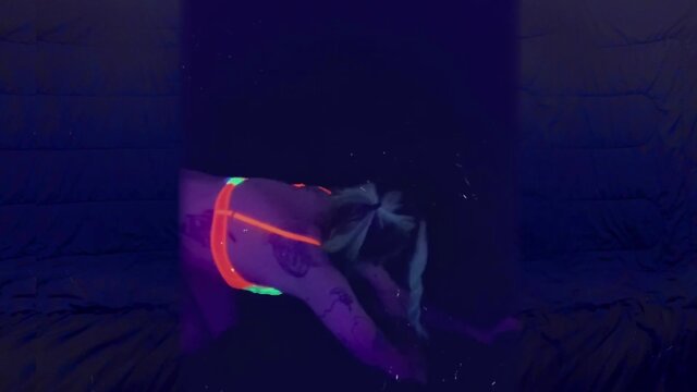 Tgirl in lingerie posing for hard cocks