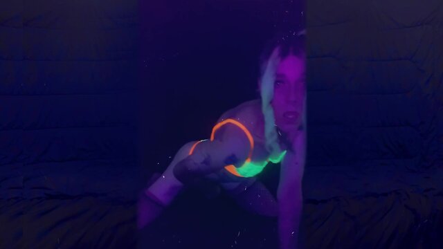 Tgirl in lingerie posing for hard cocks