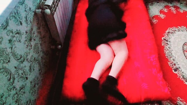 Horny amateur cosplayer self-ass spanking - beautiful blonde model and crossdresser