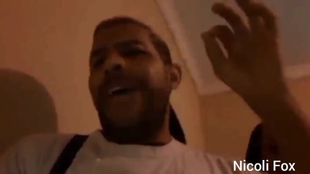 Perdi para o leo ogro jogando sinuca