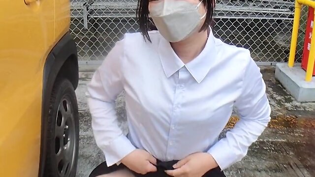 Fluttering mini skirt transformation