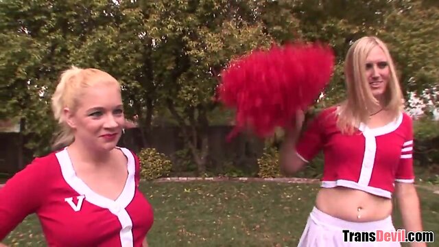 Lucia matthews: ts cheerleader