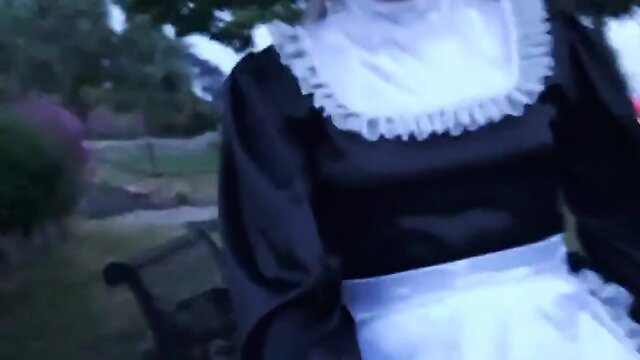 Exploring the seaside: part 1 of satin maids journey