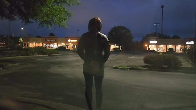 Sissy self-bondage in public: a brave display of submission