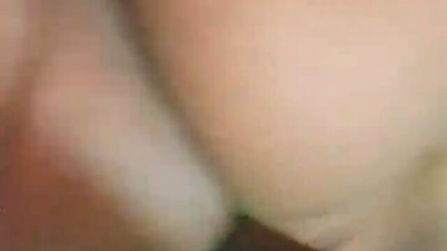 Inserting a dildo into my rear end