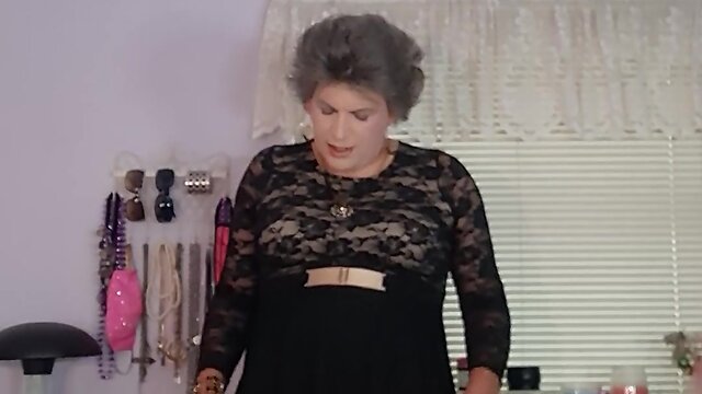 Spicy homemade vacuum pump control: trans dominates guys dick and shoots big cum!