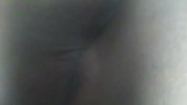 Experimentando um consolo de 22cm no ânus!