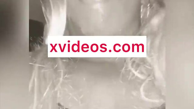 Unconventional transgender woman enjoys outdoor oral