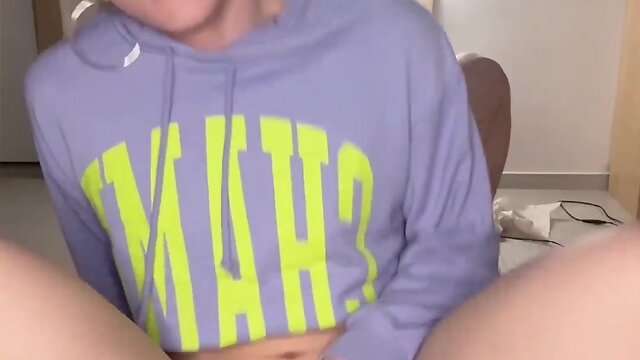 Wet and sloppy dildo play: femboy vs. ass farting and gaping