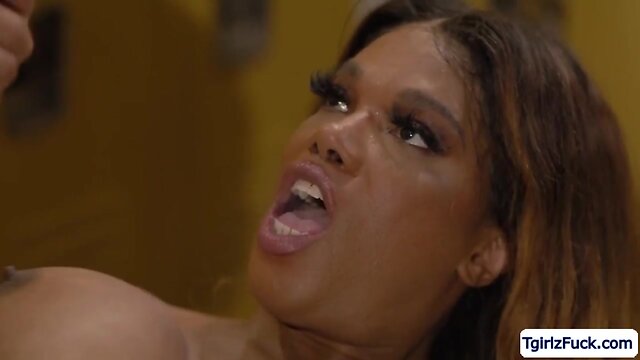 Busty transsexual jexxxica blake takes on bigcock with deepthroat and bareback action