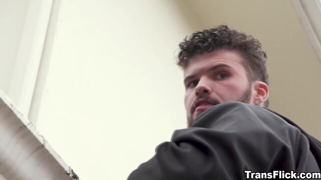 Emma roses seductive moves captivate hatler gurius gaze on her alluring rear