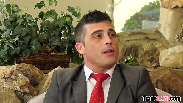 Casey kisses: the transgender basketball star