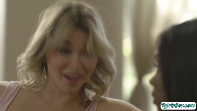 Interracial hardcore: busty ts emma rose fucks ebony ana foxxxs pussy