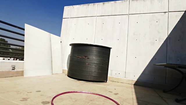 Mexican teen trains her ass with a plug for your cock