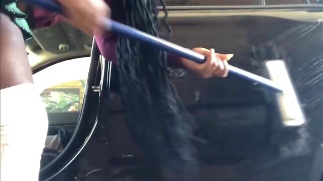 Kardash car wash: rocking your ride