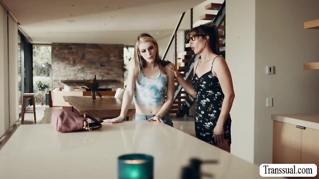 Stepmom shemale anally pleases tgirl stepteen