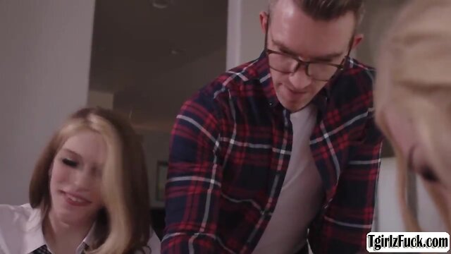 Interracial threesome with transsexuals and a big black cock