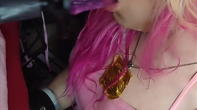 Mastering the art of deepthroating: choosing cock over oxygen