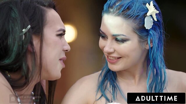 Trans goddess kasey kei gives jewelz blu a big tit load