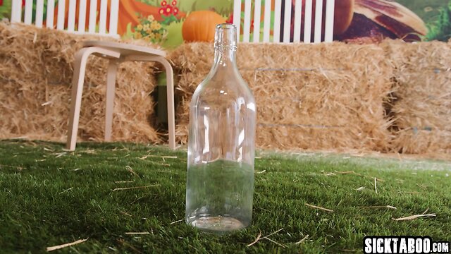 Interracial threesome: curvy ebony milf takes on two big cock shemales