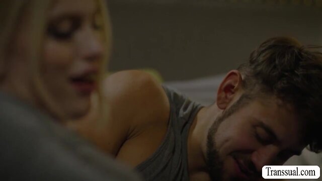 Stepbrother barebacks skinny ts in her ass