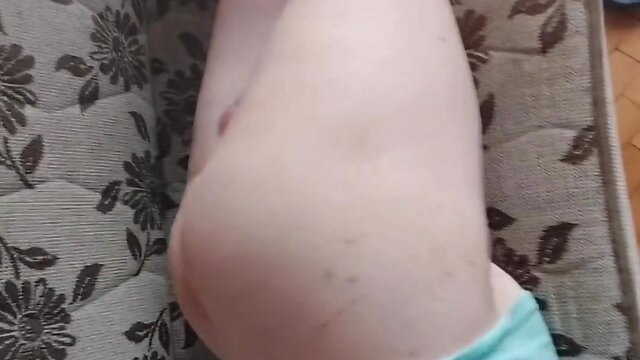 Live webcam chat with a hot guy and his big cock - dont miss the hot cumming action!