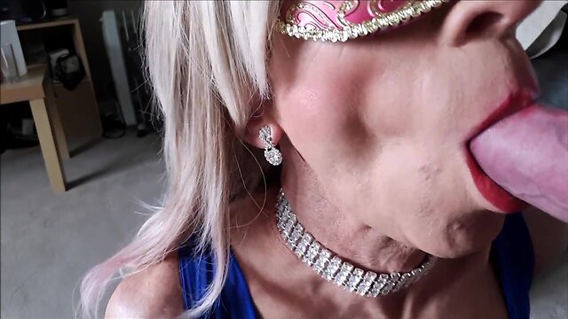 Mastering the art of shemale blowjob with rachel the sexy maid