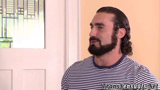 Ts beauty gets sensual sucking and fucking