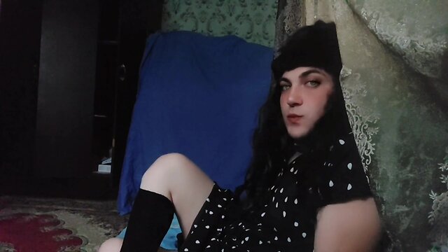 Hot and uncensored youtube model: the crossdressing kitty