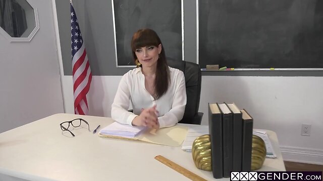 From messy lesson to intense anal: tranny natalie mars embraces the hardcore