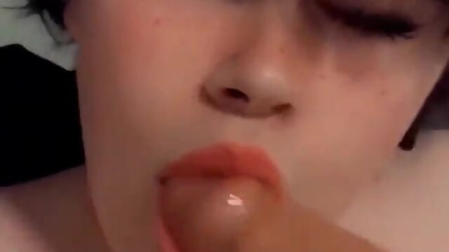 Mastering deepthroating with my dildo: a guide