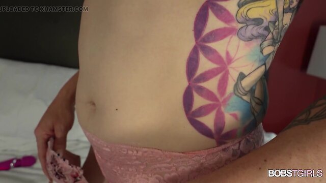 Meet kira kandella: the stunning star of bobstgirls