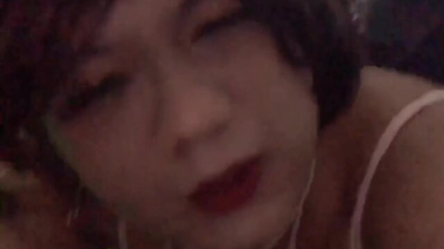 Late night pleasure: oral and anal play