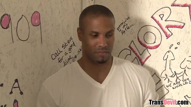 Exploring my tight little pussy - featuring luna rose