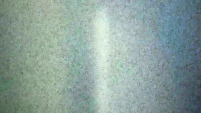 The queens beauty knows no bounds