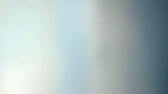 The queens beauty knows no bounds